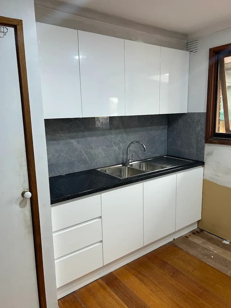 Commercial floor tiling
