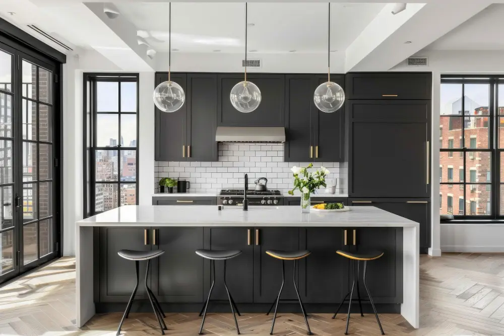 Modern kitchen featuring professionally installed kitchen floor tiles and stylish splashback tiling in Melbourne by Metro Kitchen & Tiles